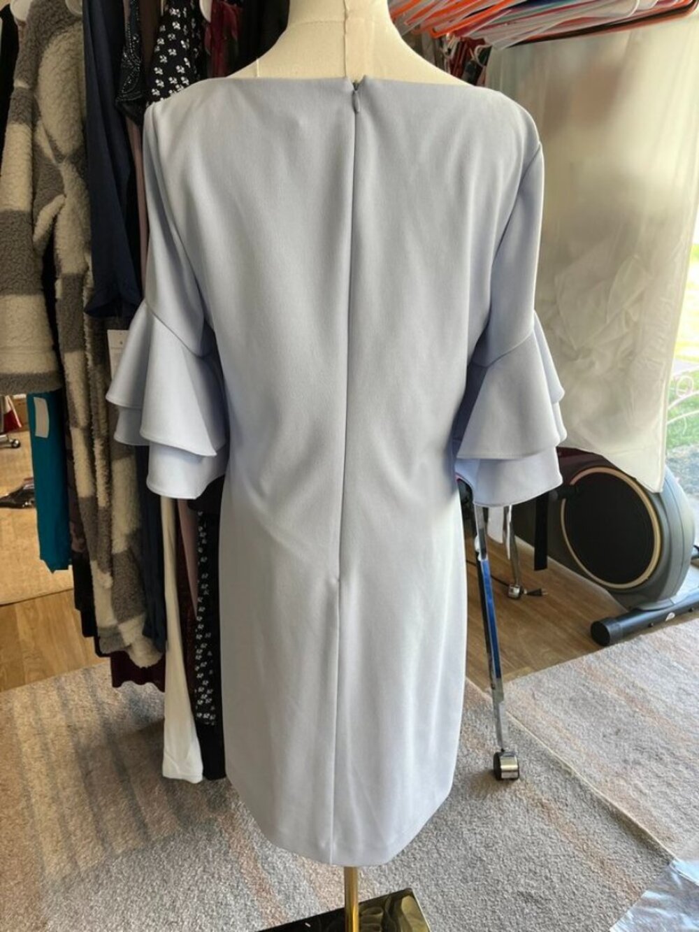 Lauren Ralph Lauren Light Blue Tiered Sleeve Sheath Dress Size 8 - Picture 2 of 7